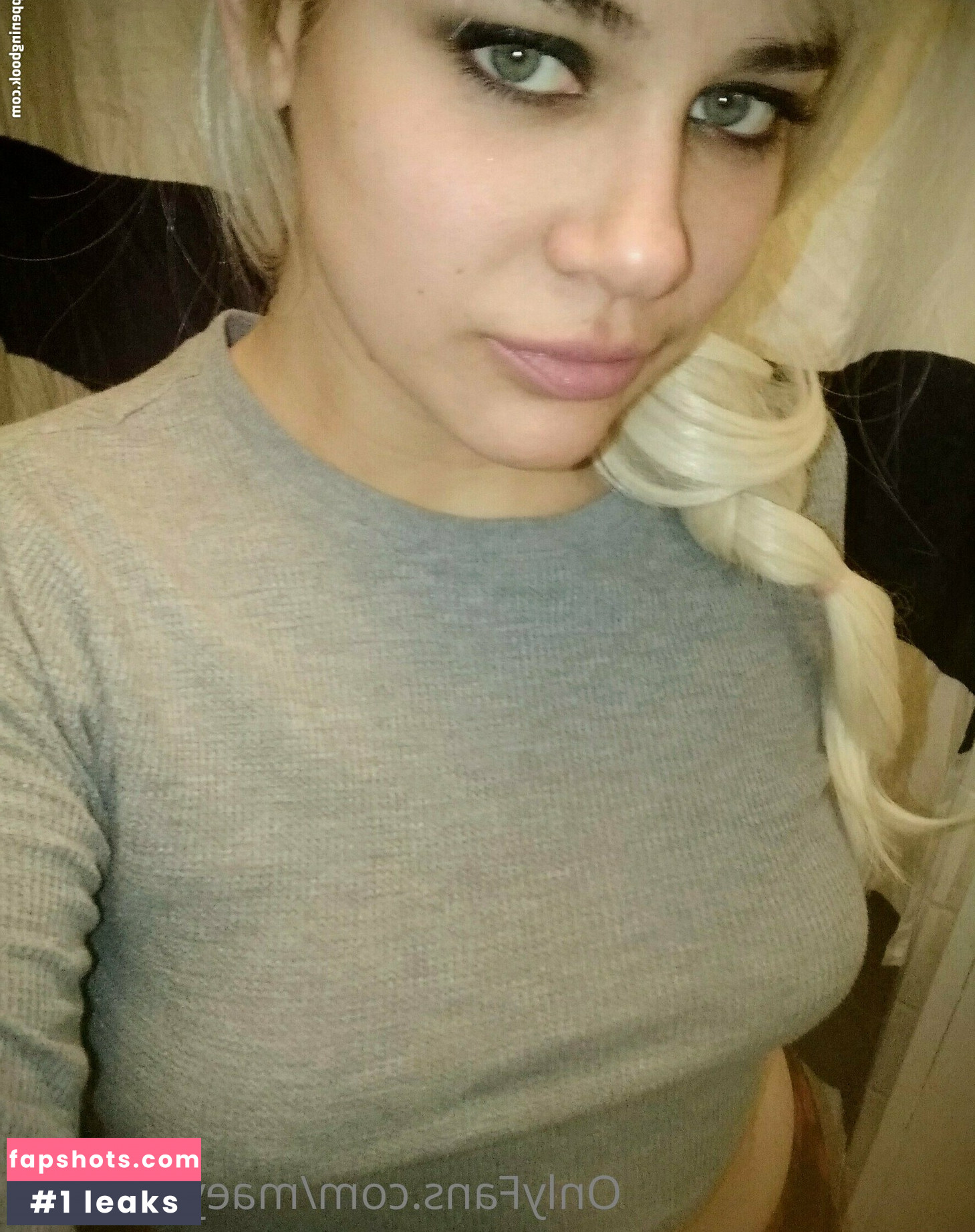 maeybeejfree nude babe gallery