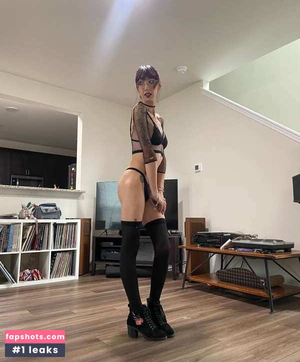 Maezi Kacey Maezi666 gallery photo #9