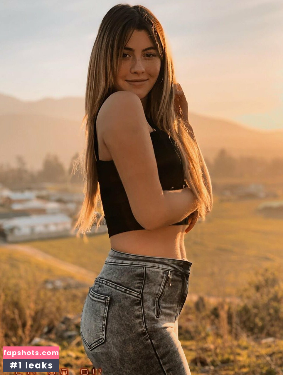 Mafe Bertero gallery photo #10