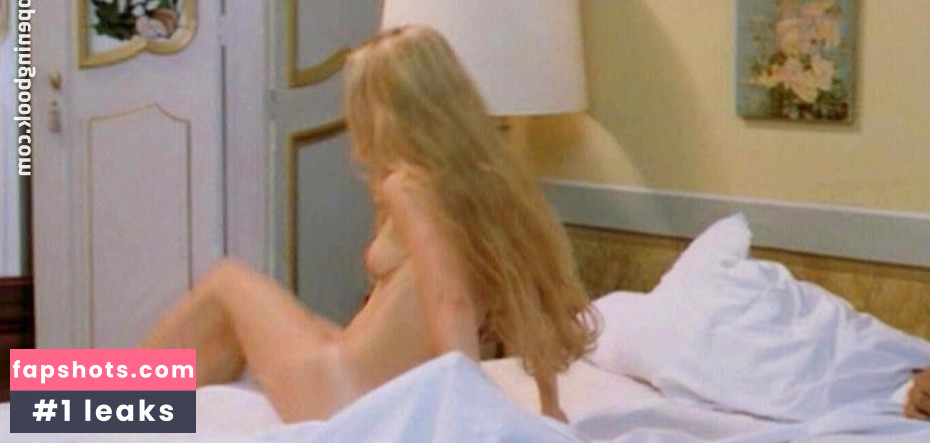 Magali Renoir gallery photo #2