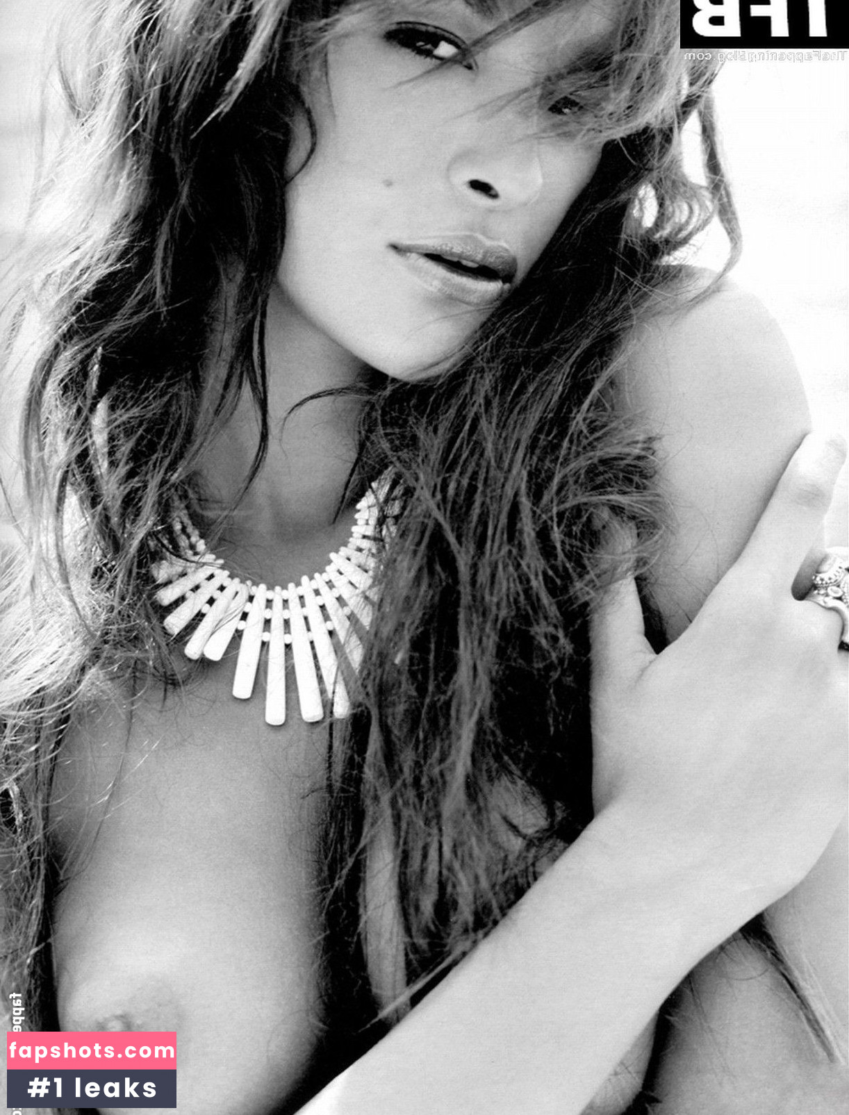 Magda Gomes gallery photo #22