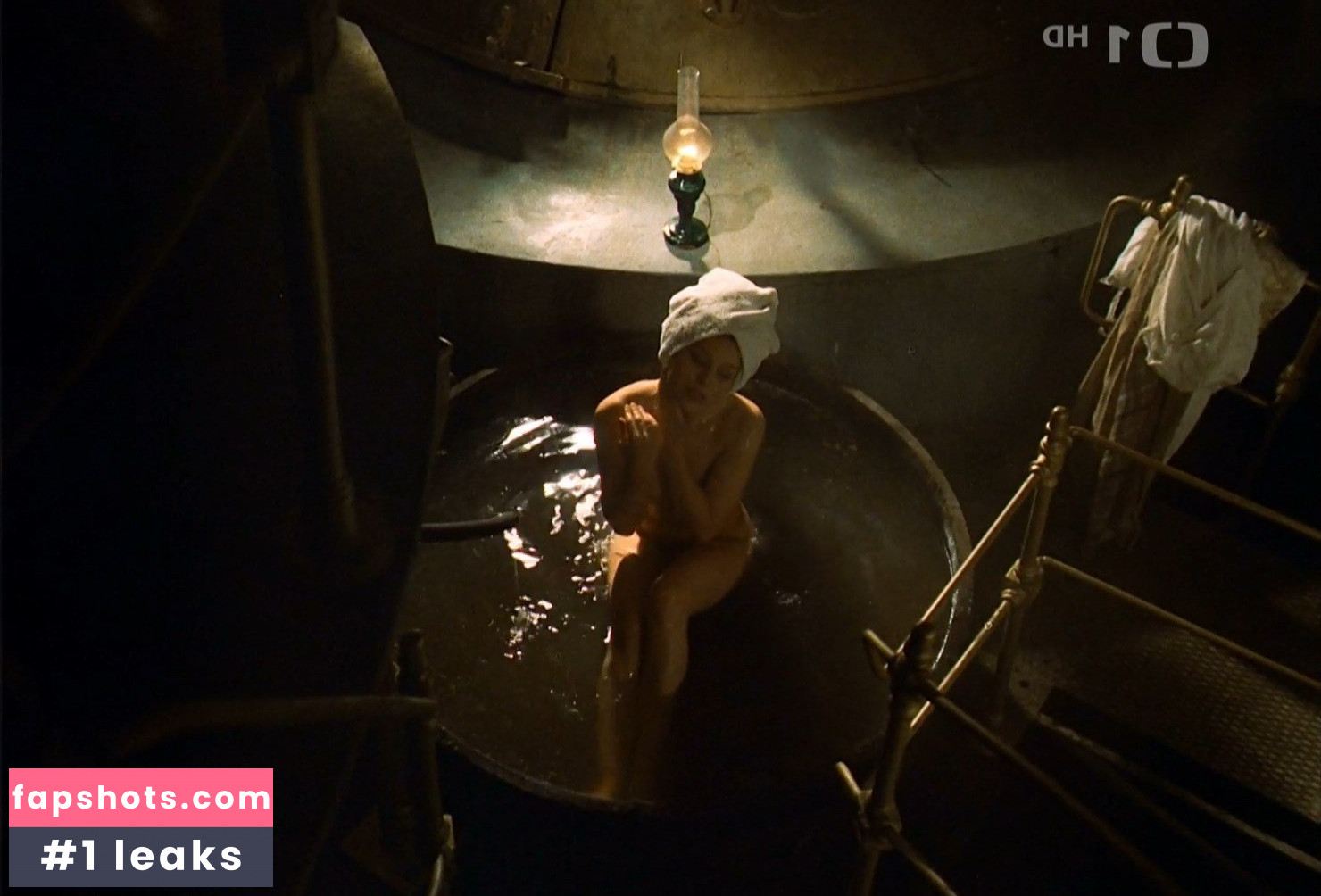 Magda Vasaryova gallery photo #16