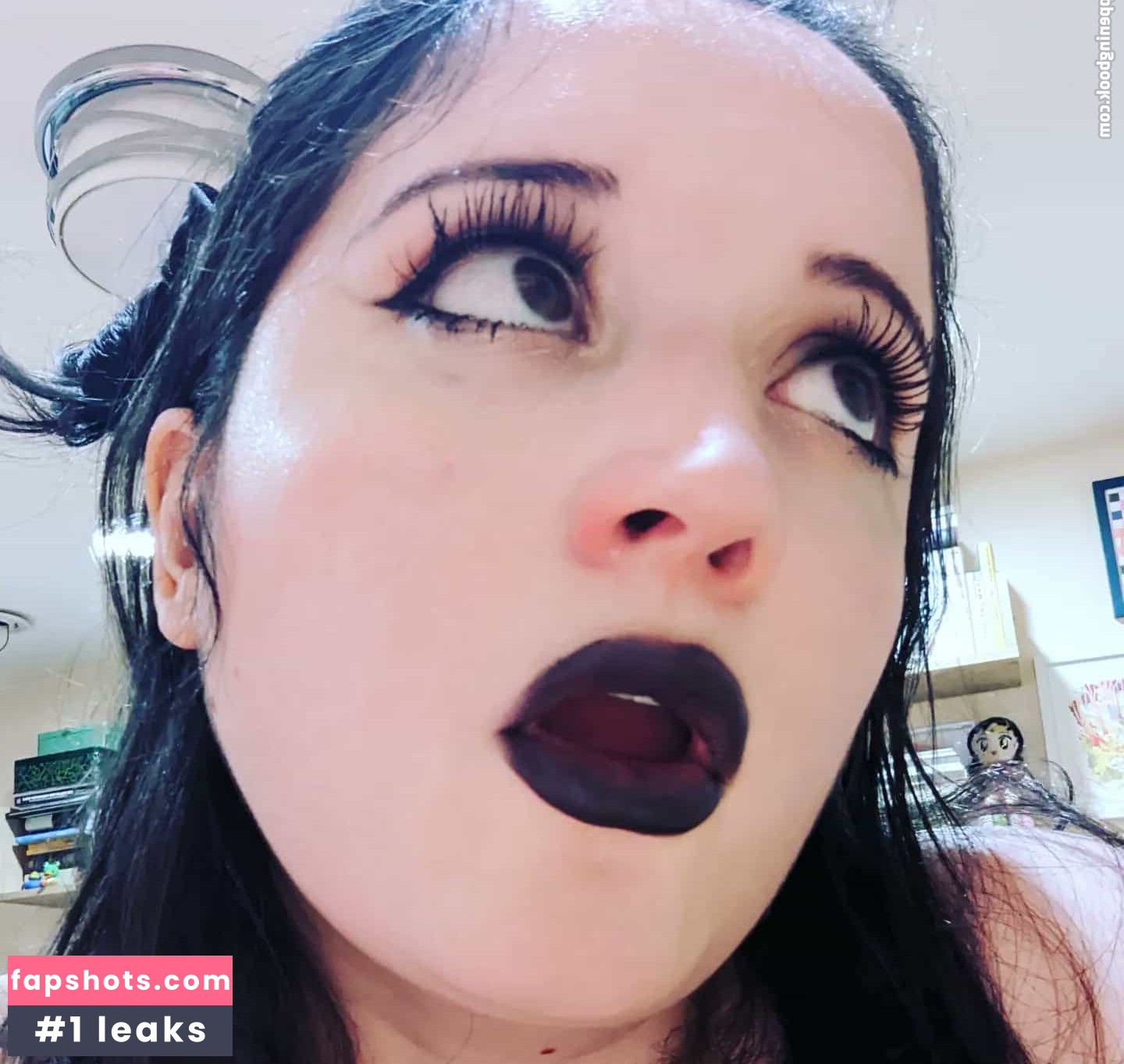 Magdalena Fernandez gallery photo #12