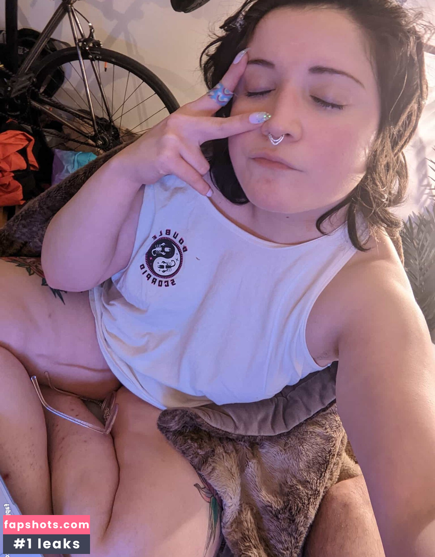 Magdalena Fernandez gallery photo #15