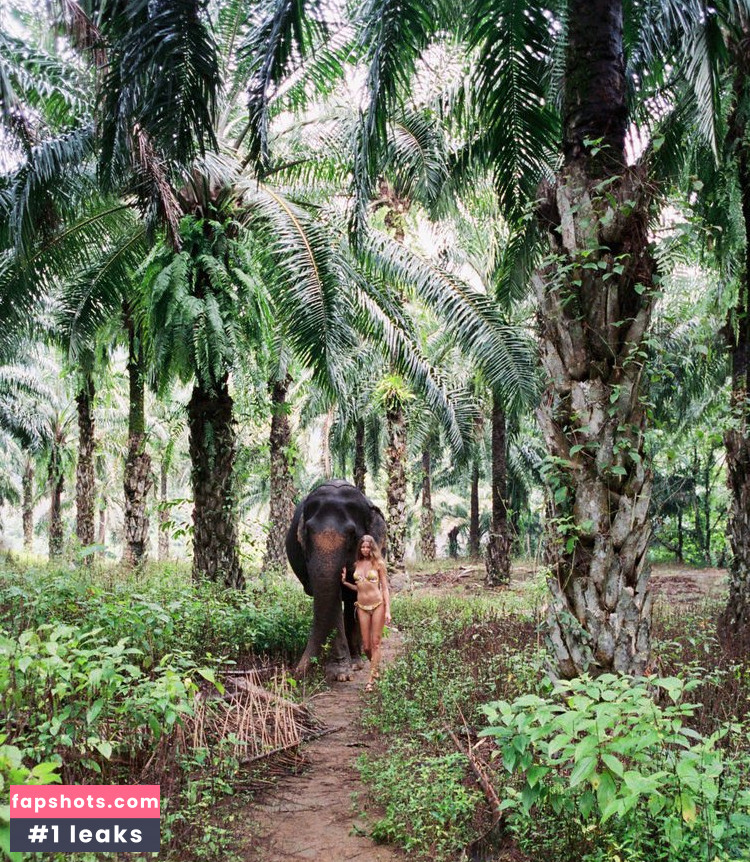 Magdalena Frackowiak Nude Leaks OnlyFans Photos #124 - LeakJerk