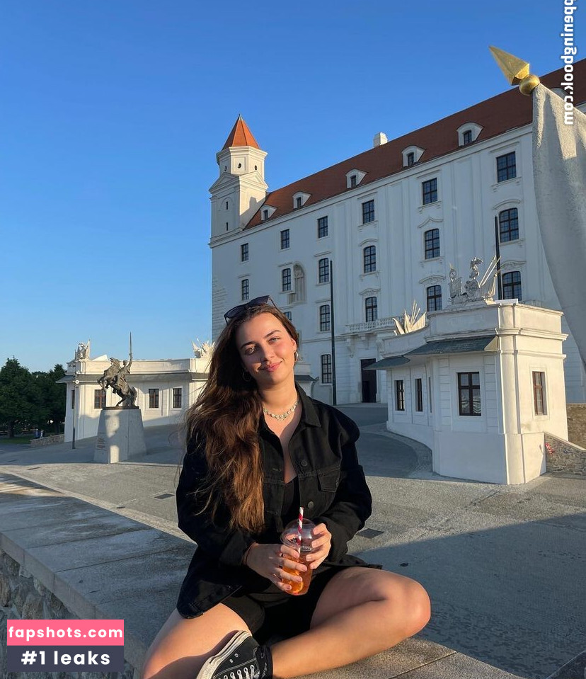 Magdalena Kostadinova gallery photo #15