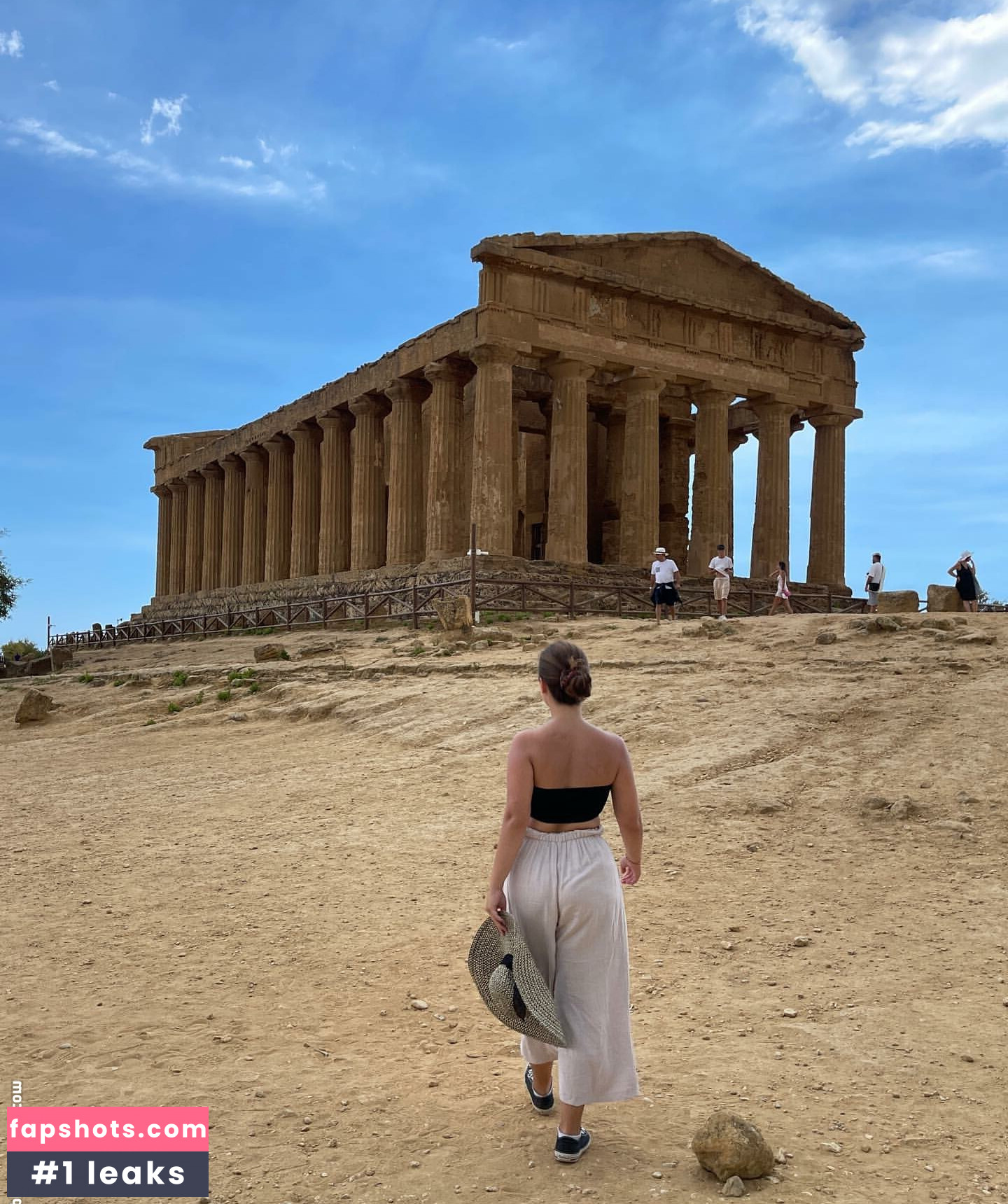 Magdalena Kostadinova gallery photo #25