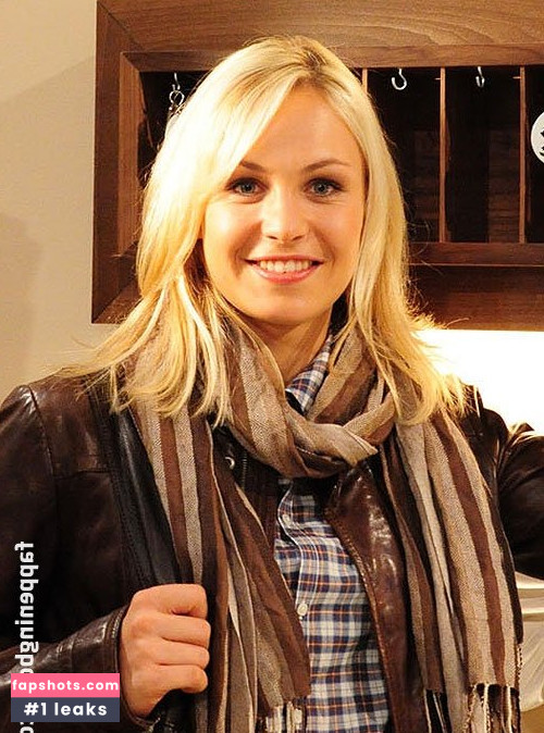 Magdalena Neuner gallery photo #16