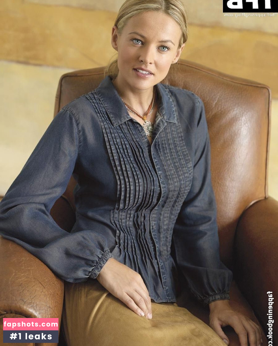 Magdalena Wrobel gallery photo #5