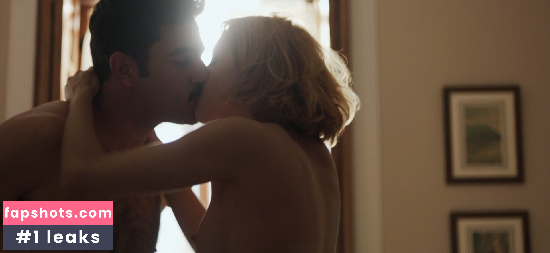 Maggie Civantos gallery photo #15