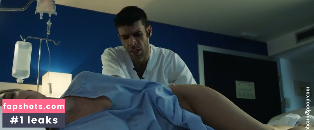 Maggie Civantos gallery photo #3