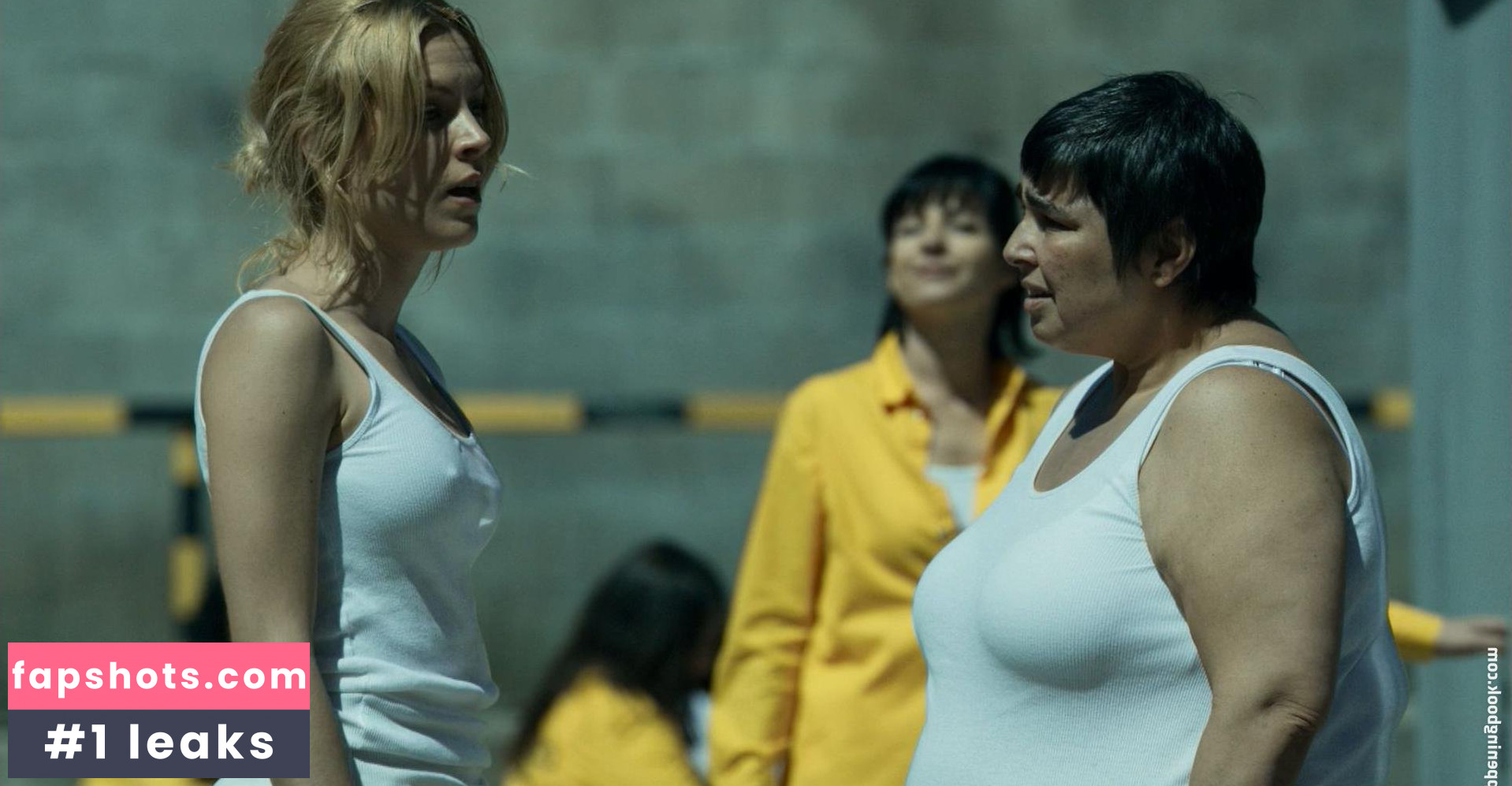 Maggie Civantos gallery photo #31