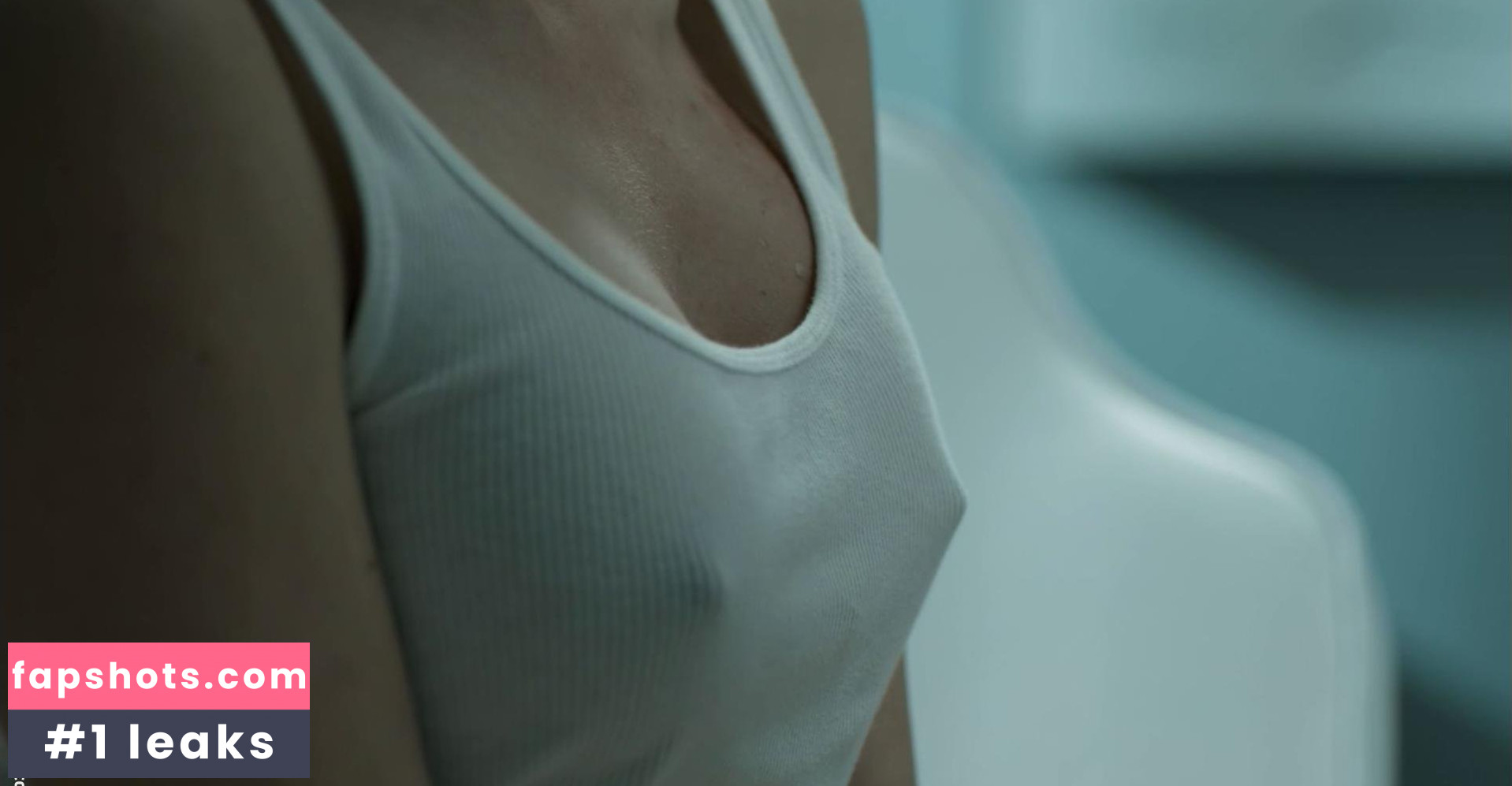 Maggie Civantos gallery photo #33