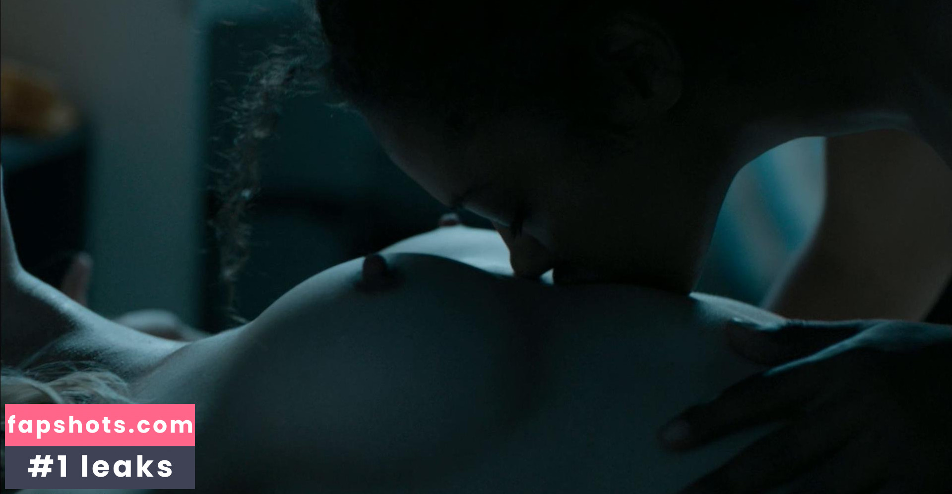 Maggie Civantos gallery photo #39