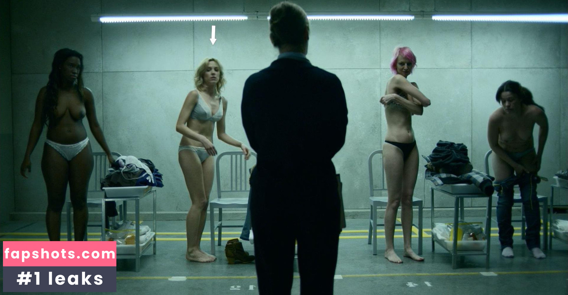 Maggie Civantos gallery photo #40