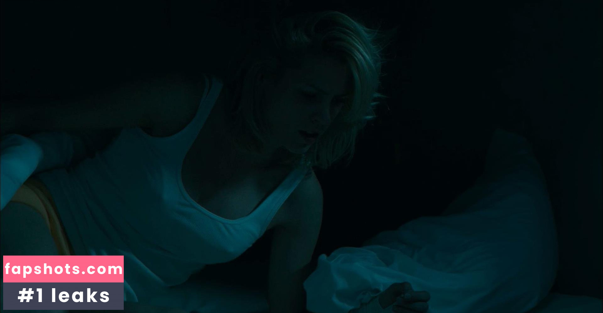 Maggie Civantos gallery photo #43