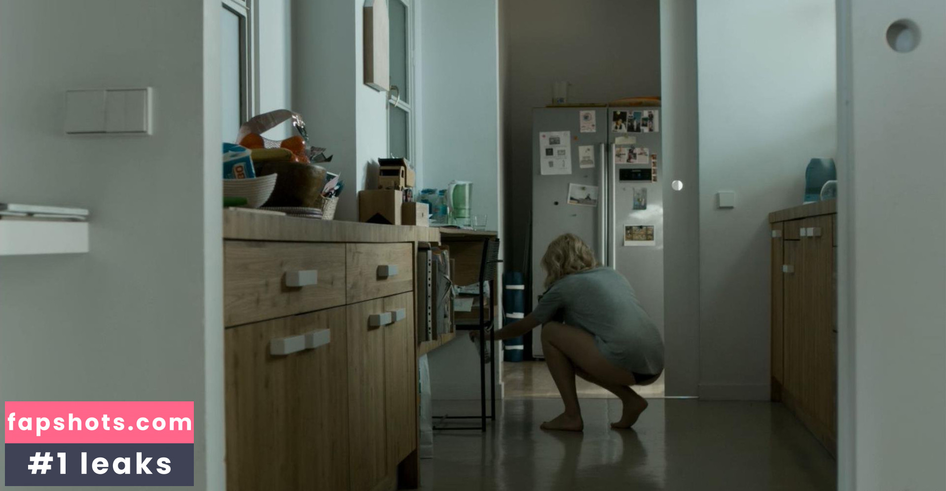 Maggie Civantos gallery photo #45