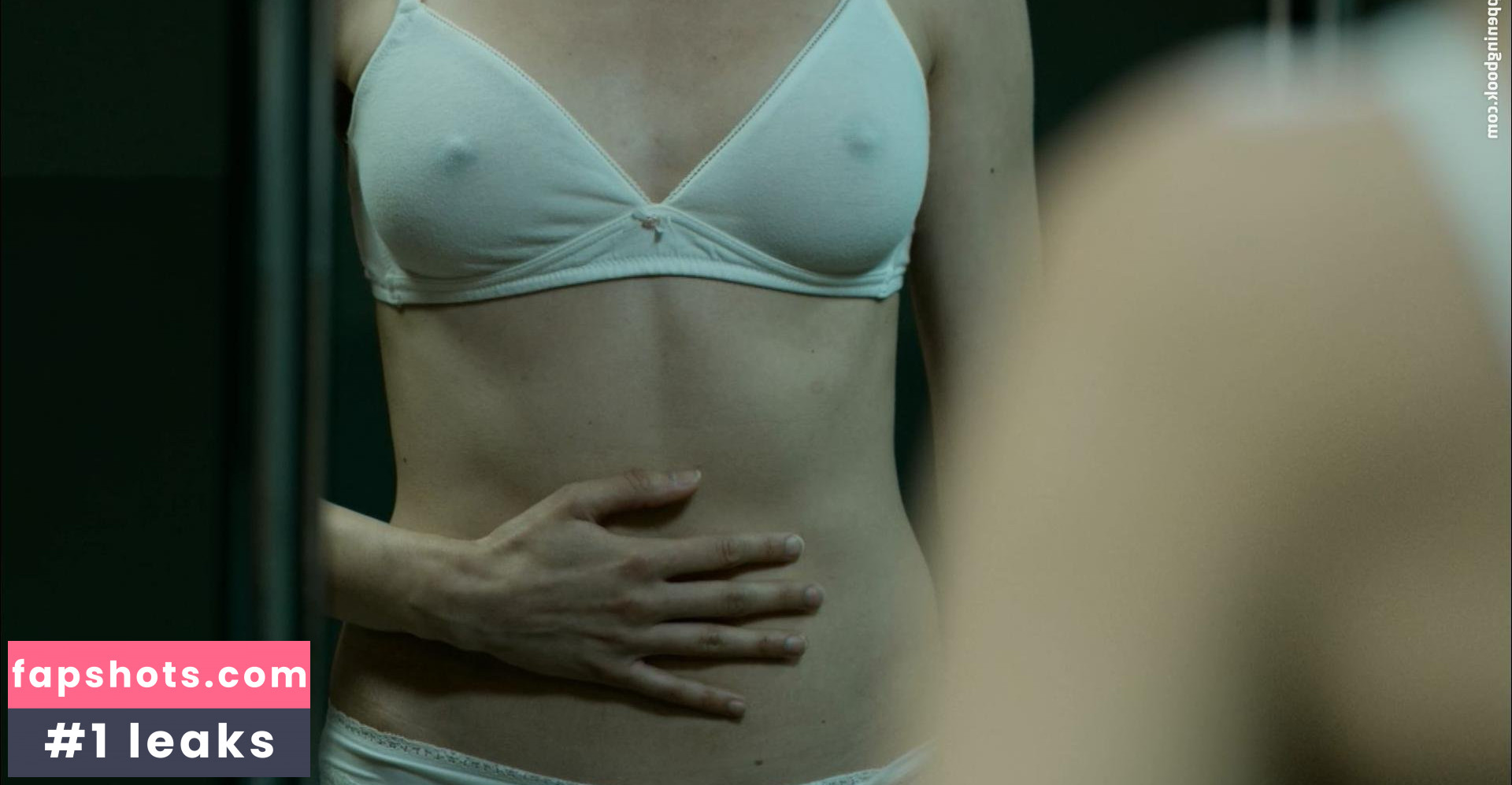 Maggie Civantos gallery photo #48