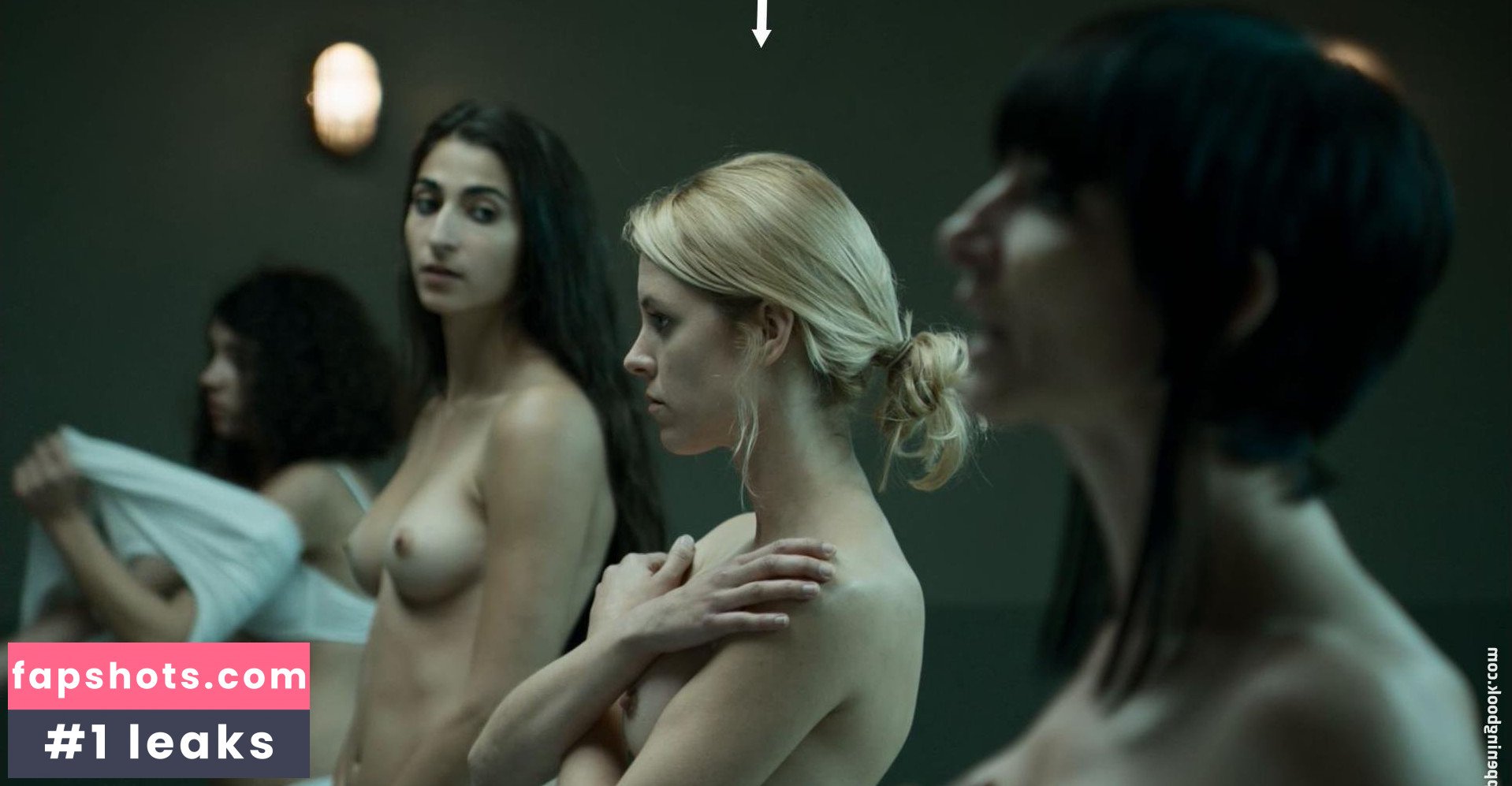 Maggie Civantos gallery photo #56