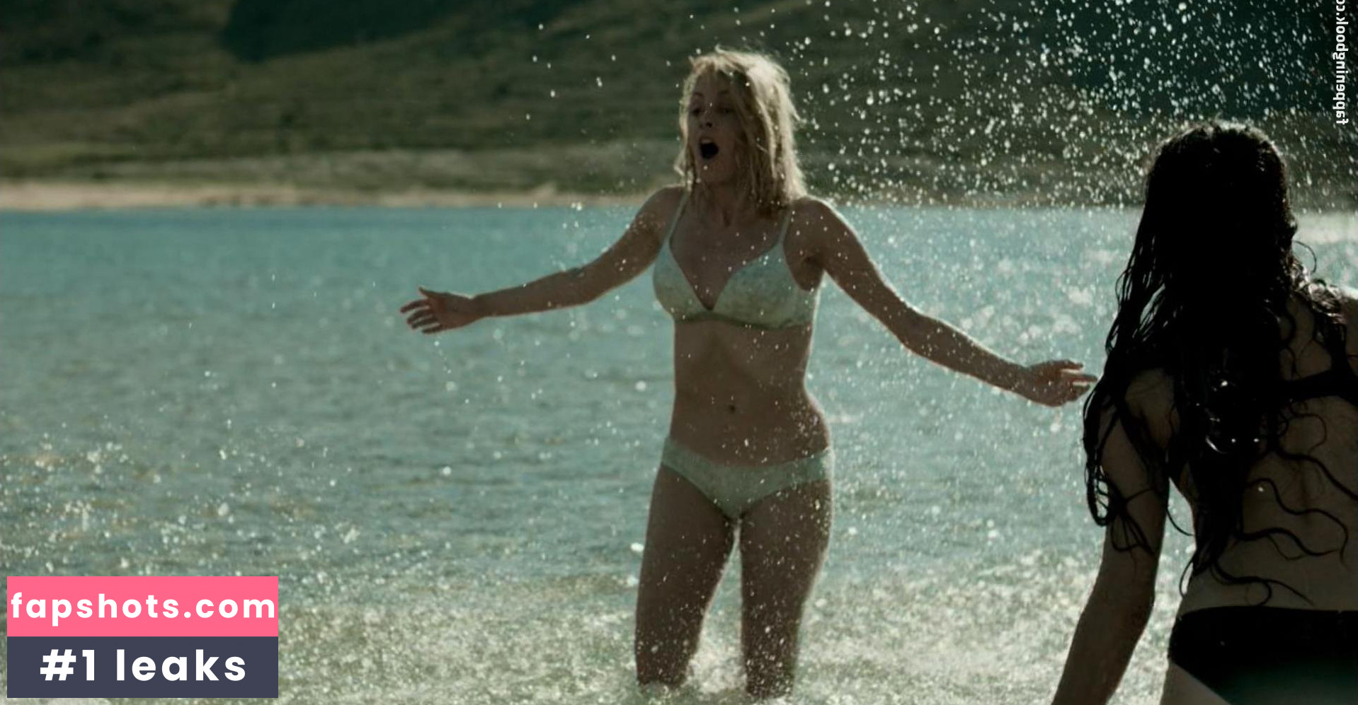 Maggie Civantos gallery photo #60