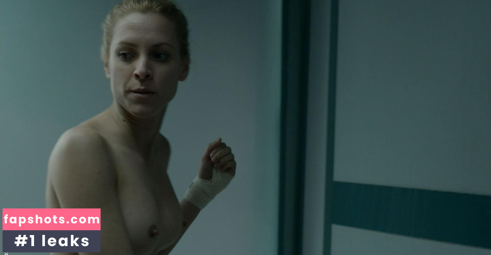 Maggie Civantos gallery photo #73