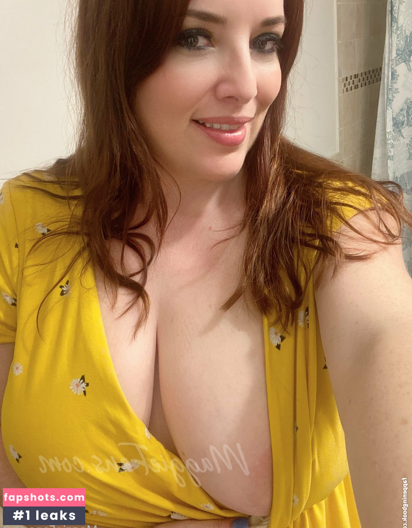 Maggie Green gallery photo #148