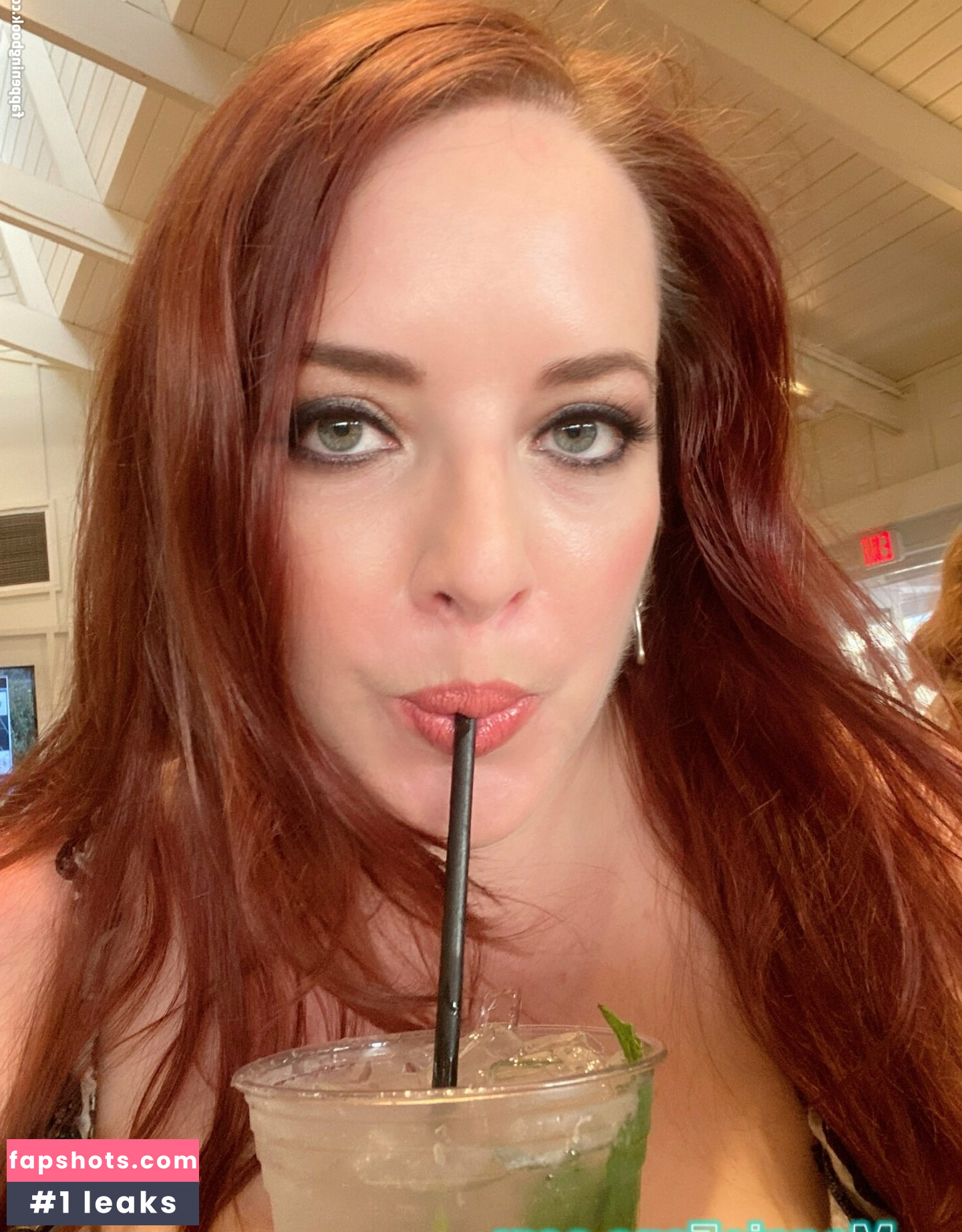 Maggie Green gallery photo #90