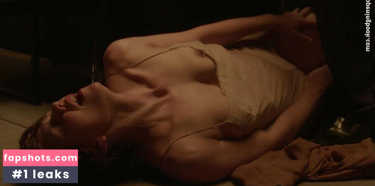 Maggie Gyllenhaal gallery photo #119