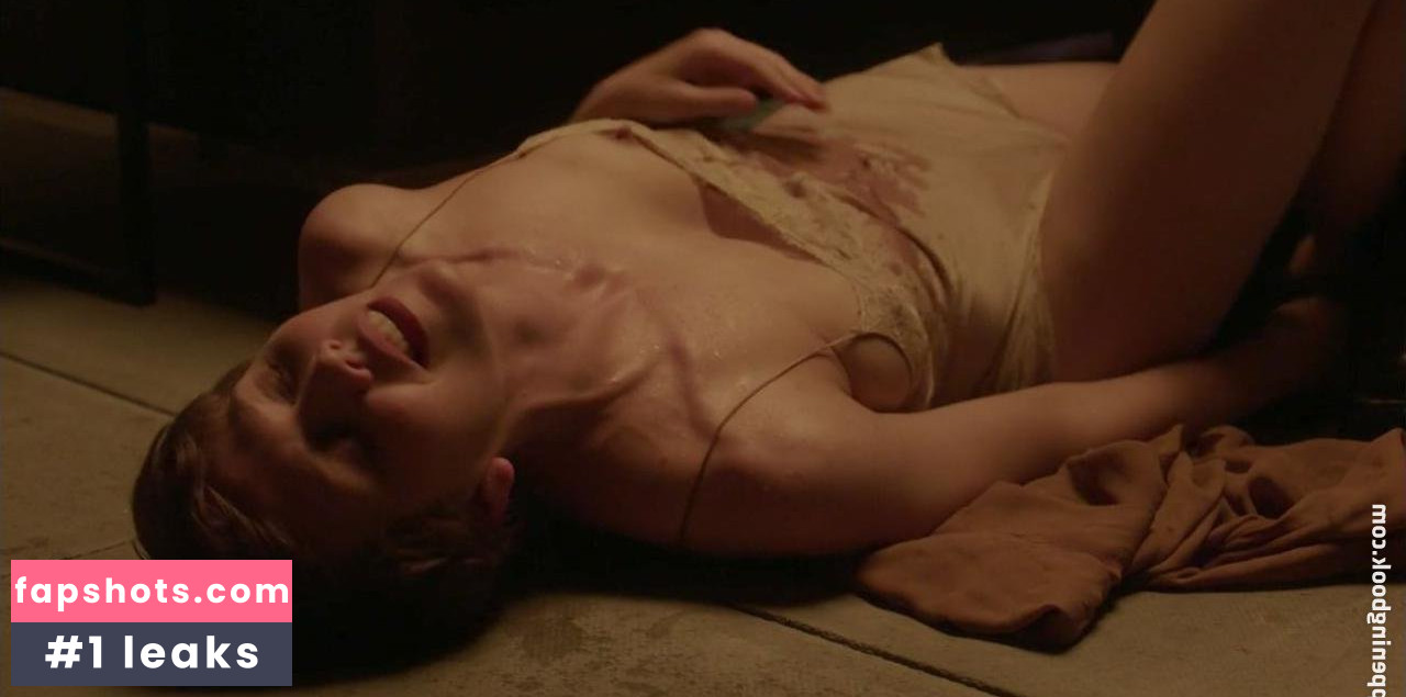 Maggie Gyllenhaal gallery photo #120