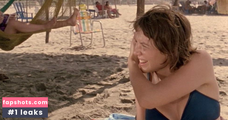 Maggie Gyllenhaal gallery photo #143