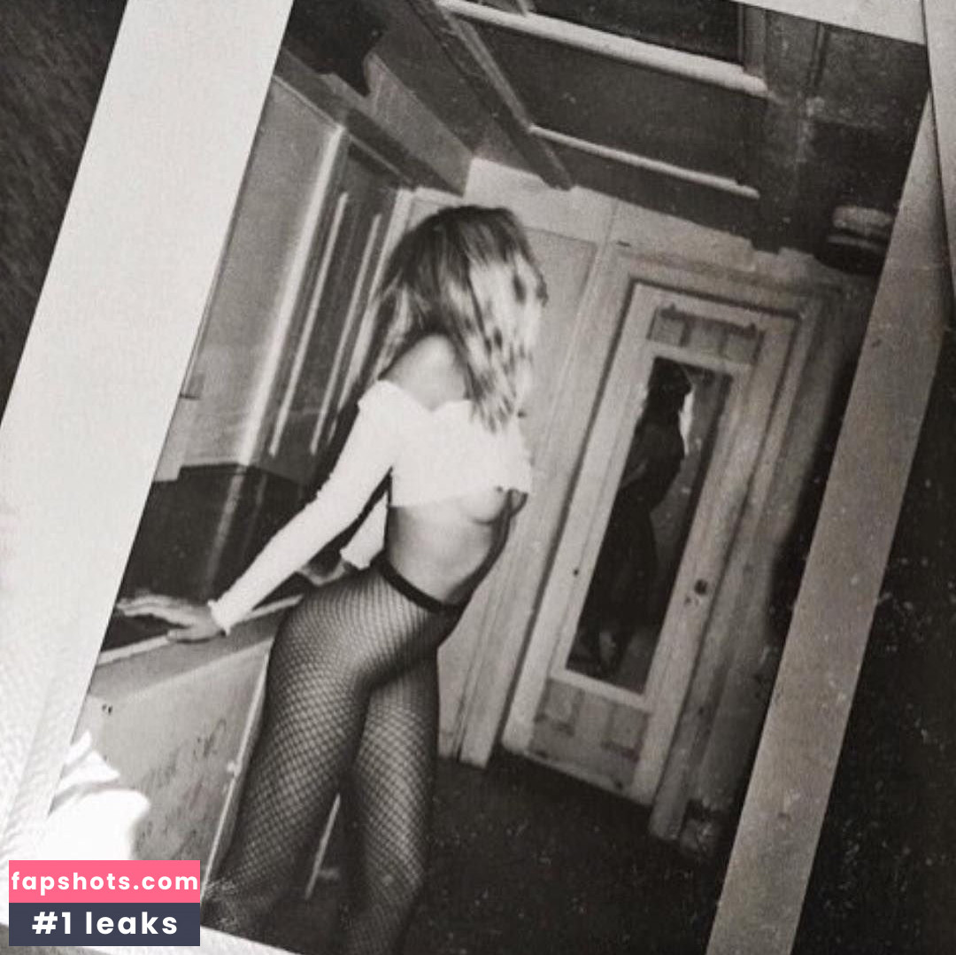 Maggie Keating gallery photo #11