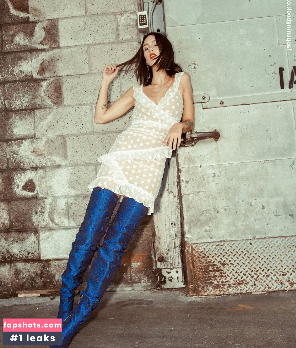 Maggie Keating gallery photo #103