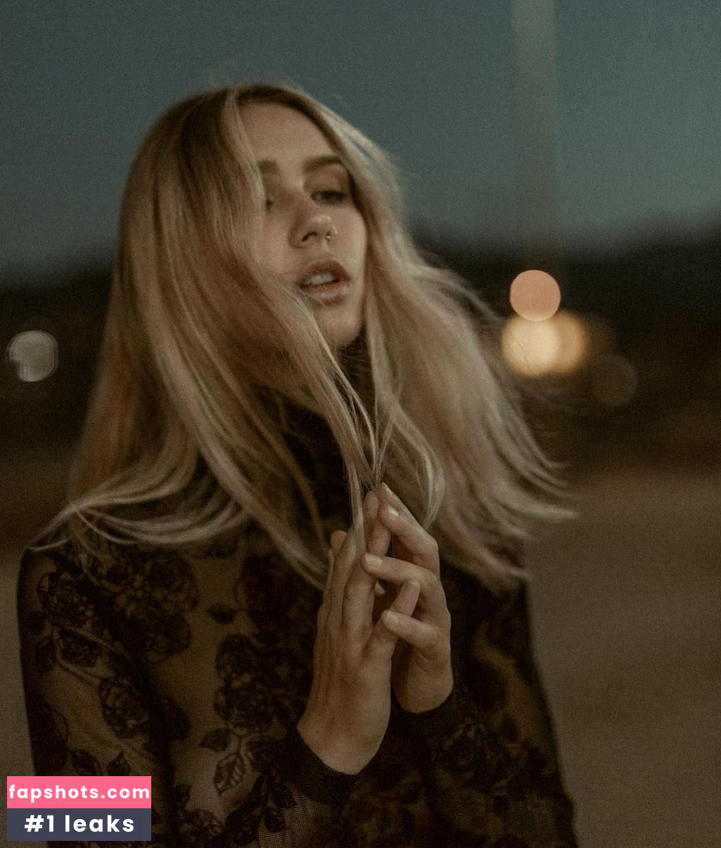 Maggie Keating gallery photo #52