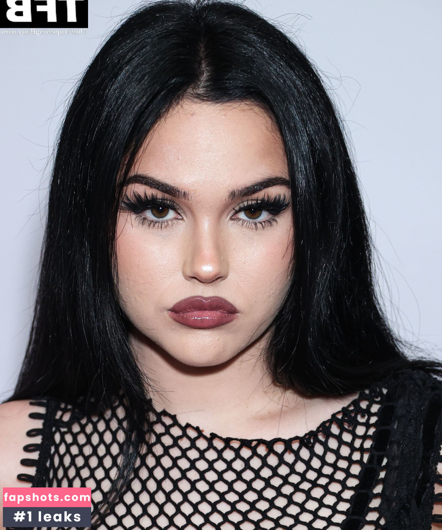 Maggie Lindemann gallery photo #109