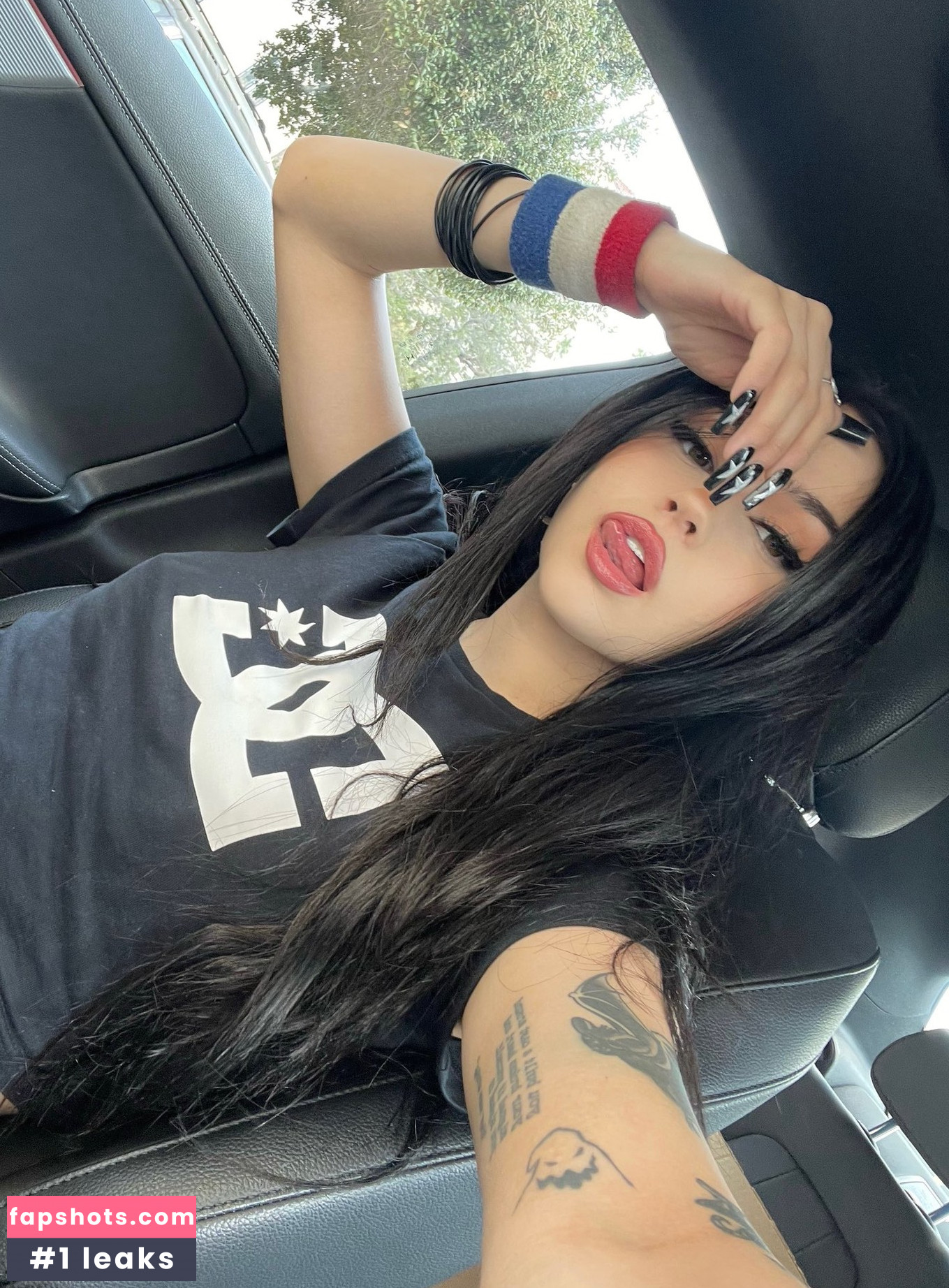 Maggie Lindemann gallery photo #114