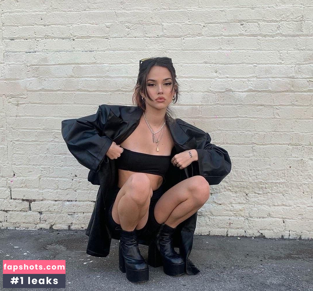 Maggie Lindemann gallery photo #129