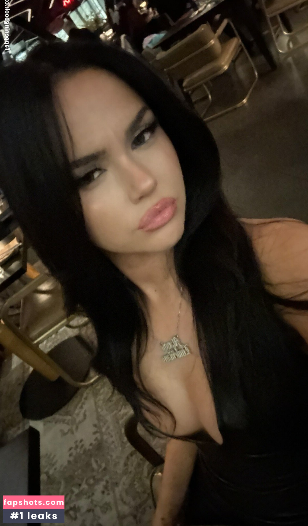 Maggie Lindemann gallery photo #27
