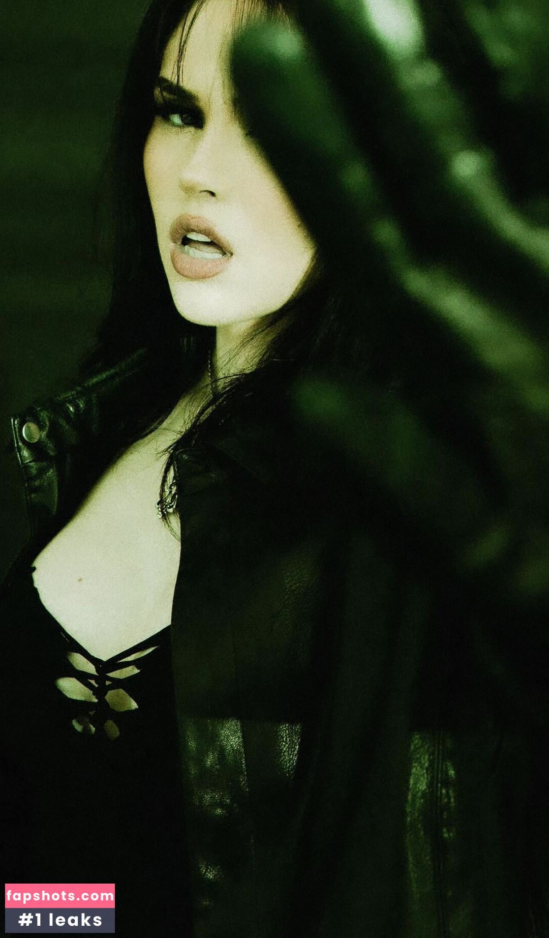 Maggie Lindemann gallery photo #35