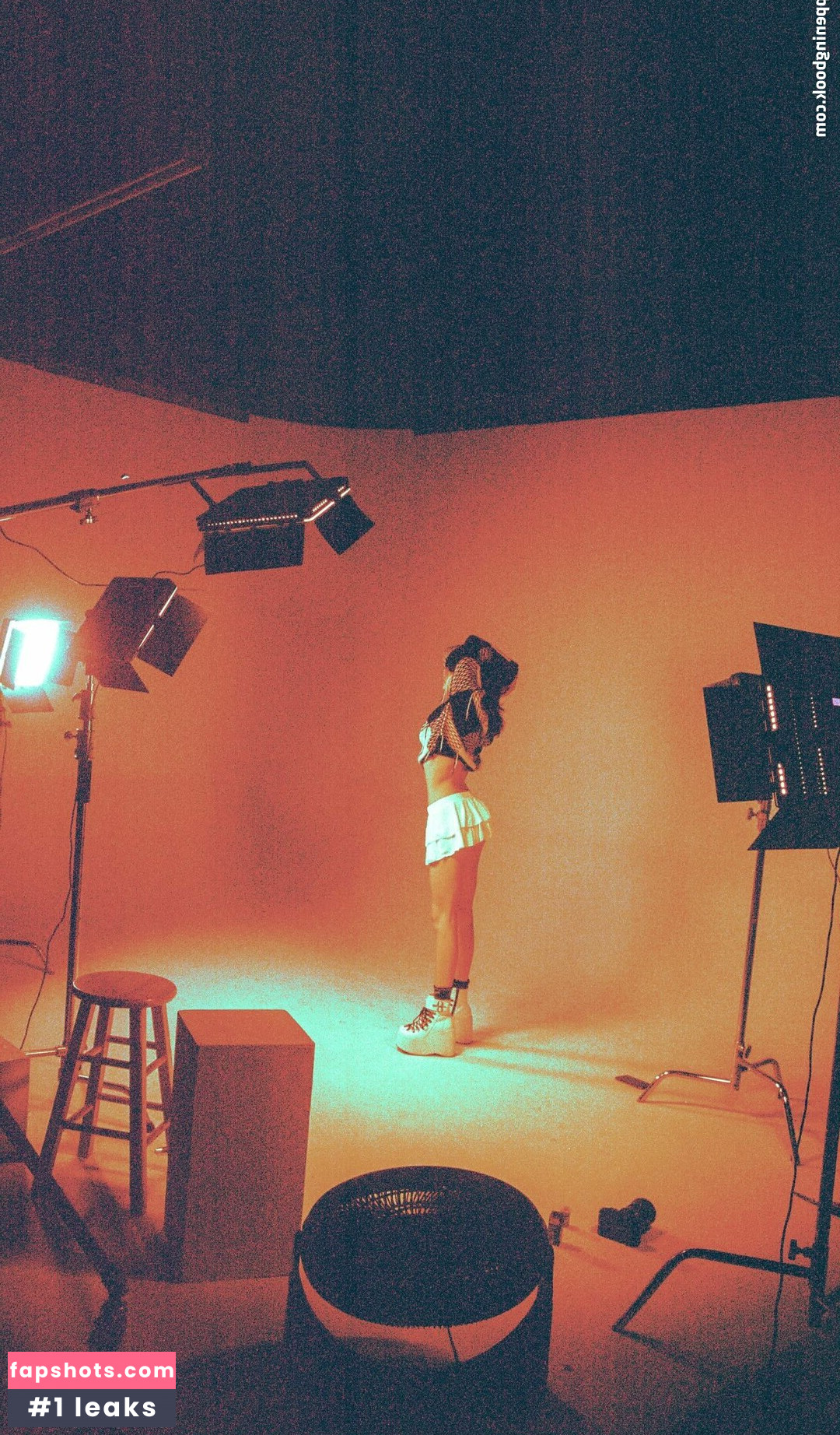 Maggie Lindemann gallery photo #39