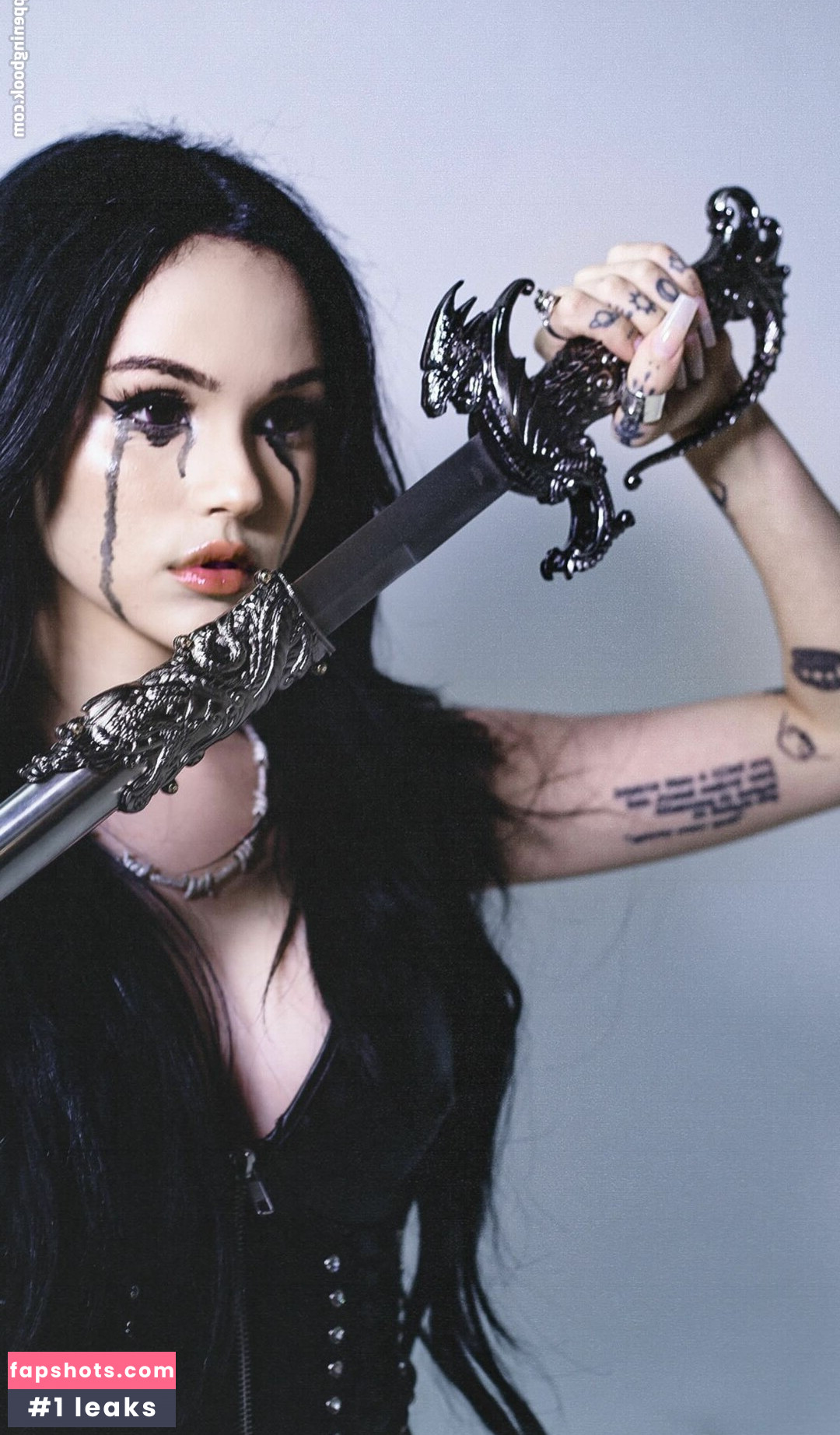 Maggie Lindemann gallery photo #41