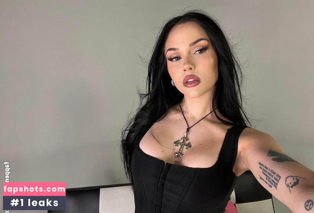 Maggie Lindemann gallery photo #64