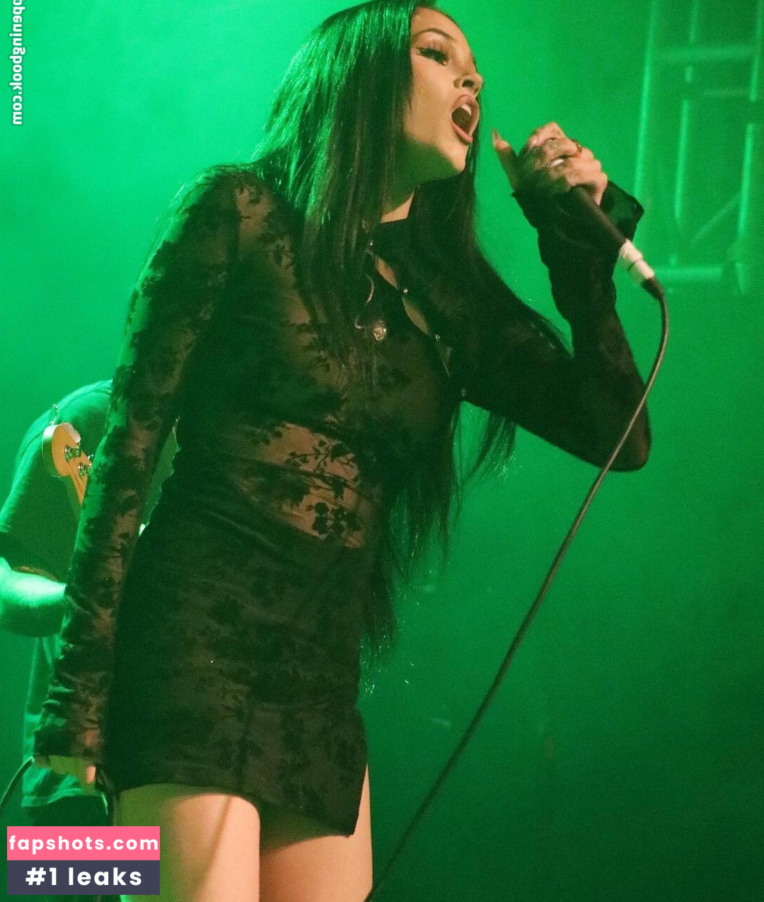 Maggie Lindemann gallery photo #73