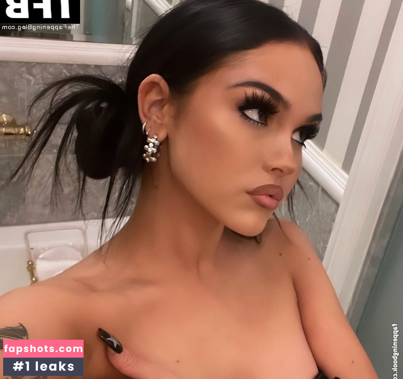 Maggie Lindemann gallery photo #98