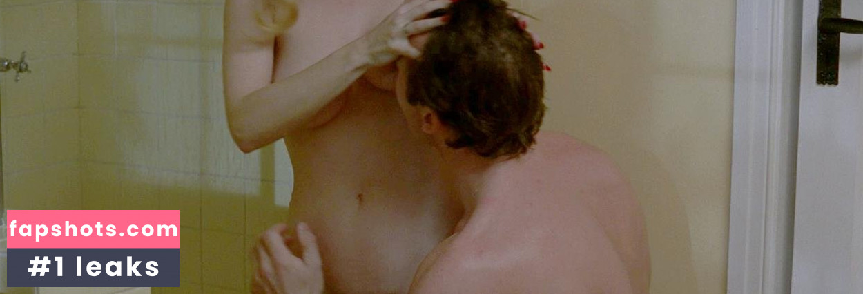 Maggie O'Neill gallery photo #4