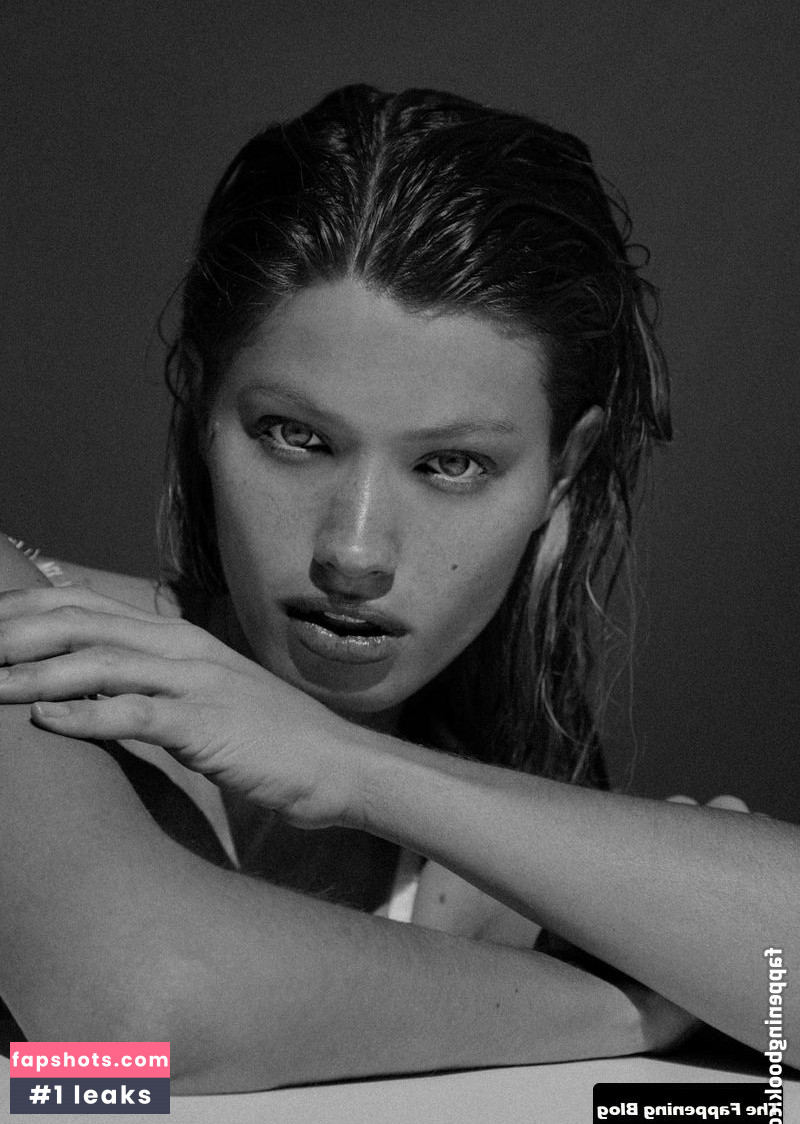 Maggie Rawlins gallery photo #177