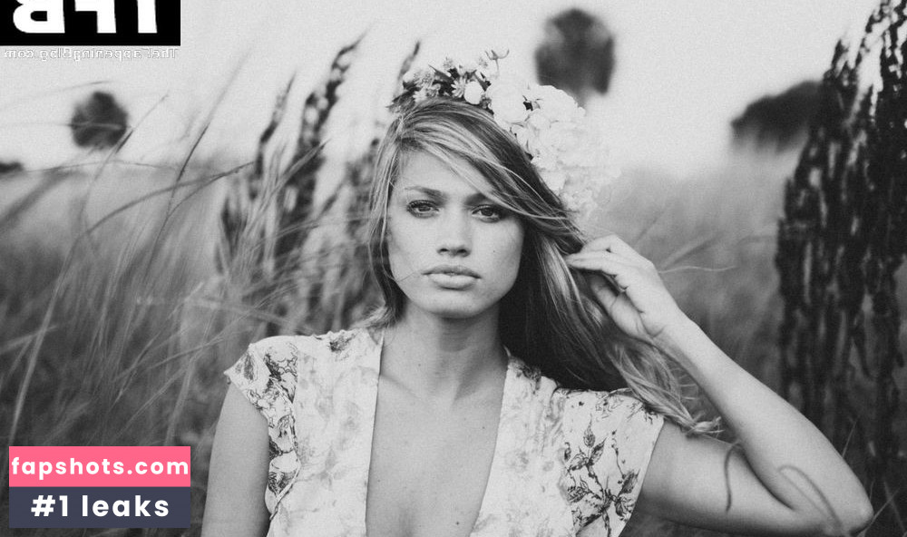 Maggie Rawlins gallery photo #79