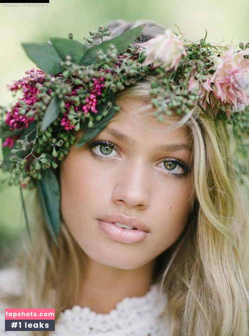 Maggie Rawlins gallery photo #83