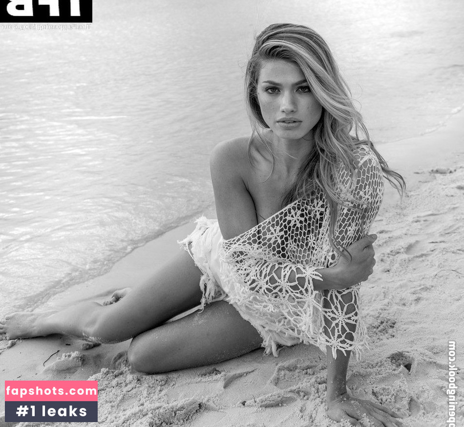 Maggie Rawlins gallery photo #89