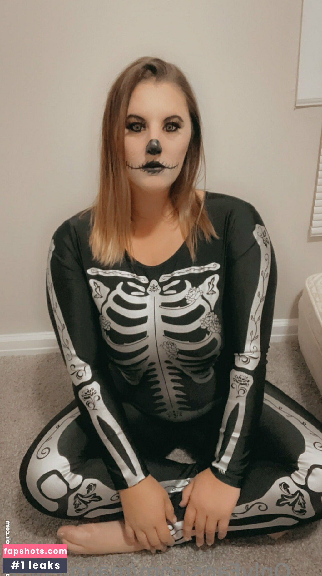 maggiepiee gallery photo #3