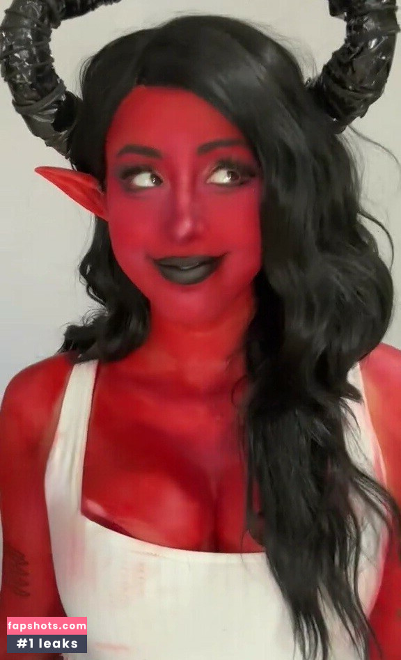 Magic Phyra gallery photo #2